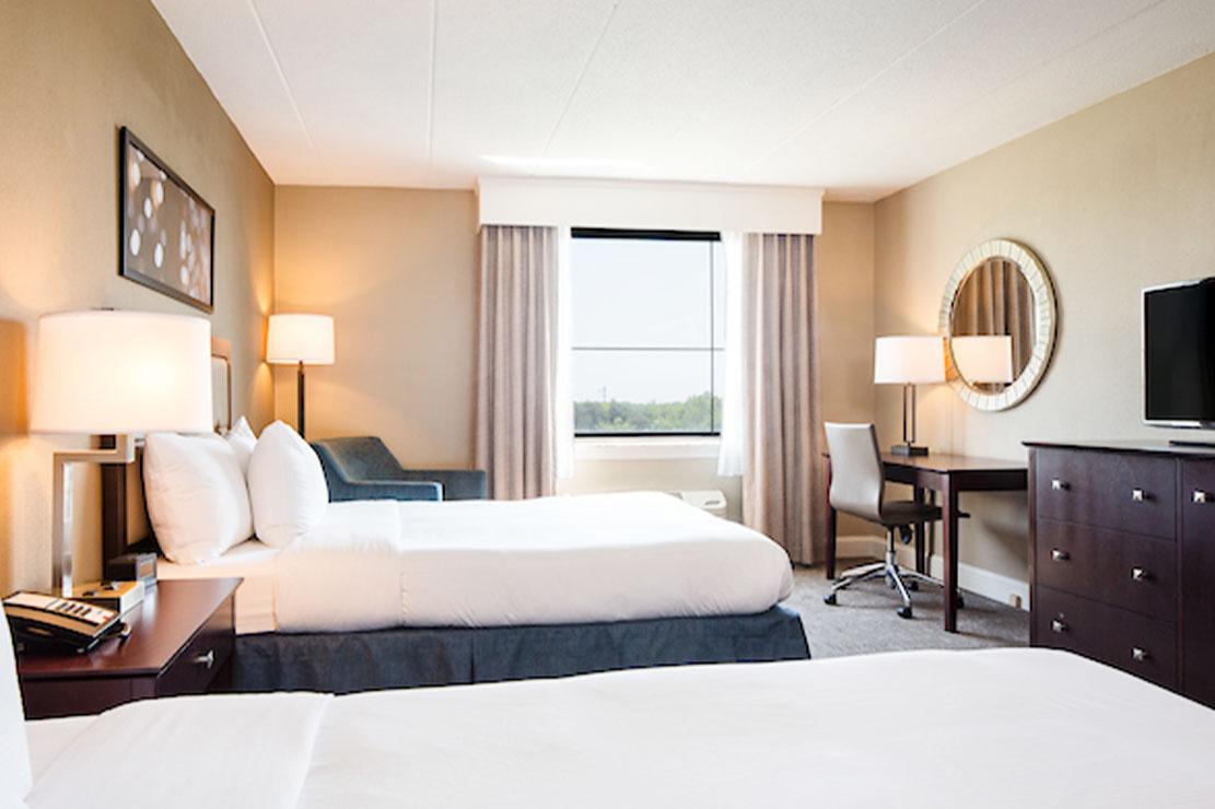 Doubletree by Hilton Hotel Laurel pool
