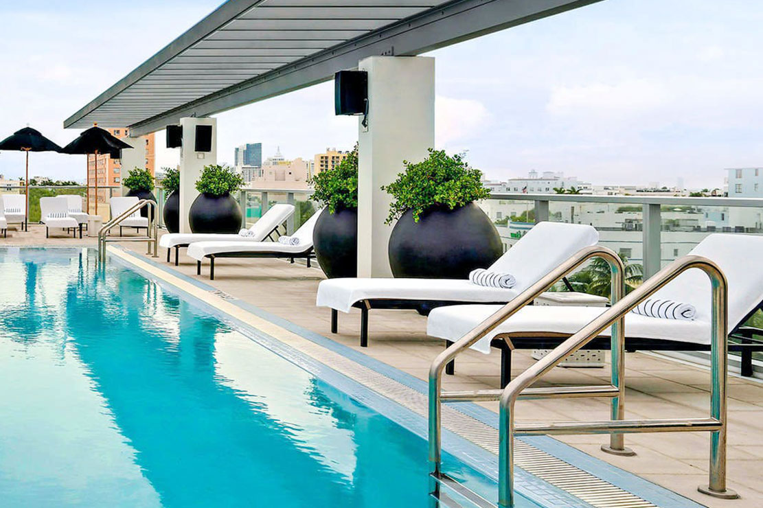 The Anglers Hotel pool