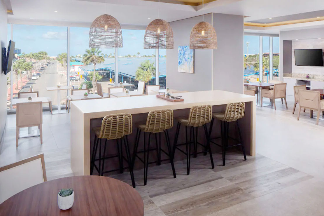 hyatt-place-aruba-airport-day-pass-resortpass