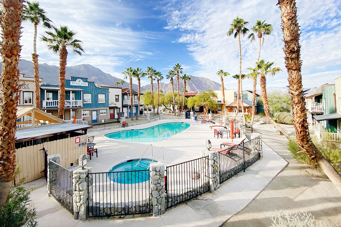 Palm Canyon Hotel & RV Resort pool