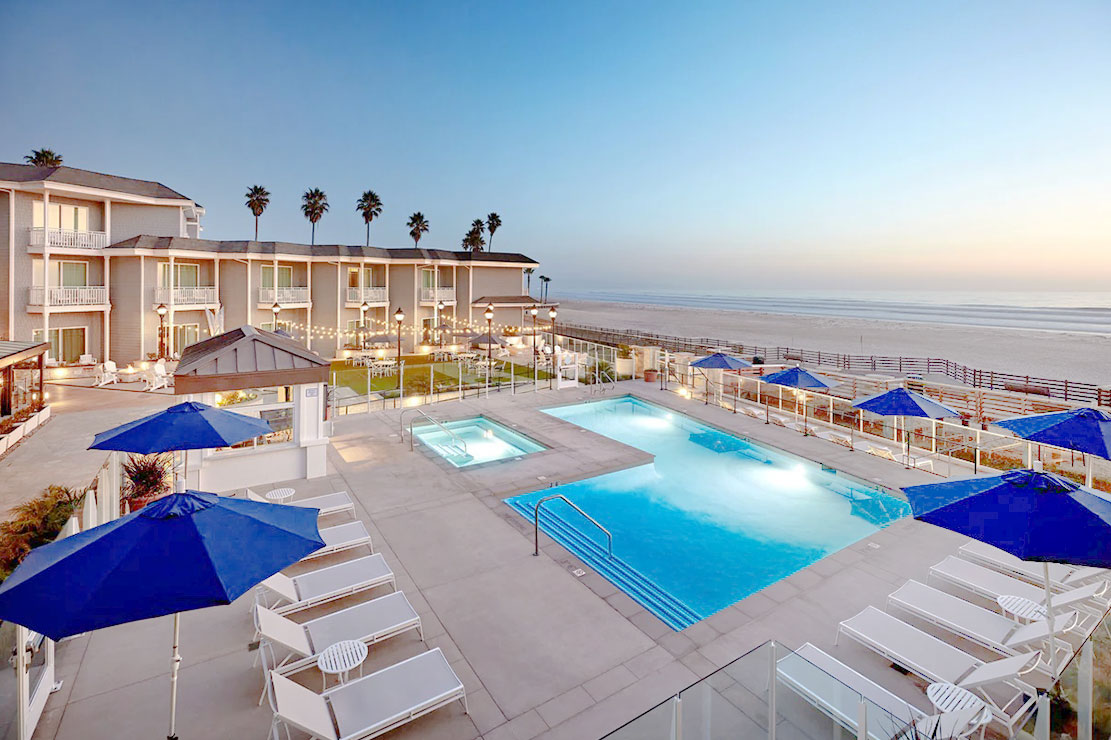 Hotel Day Passes in Pismo Beach | Hotel Pool Passes Starting at $25 |  ResortPass