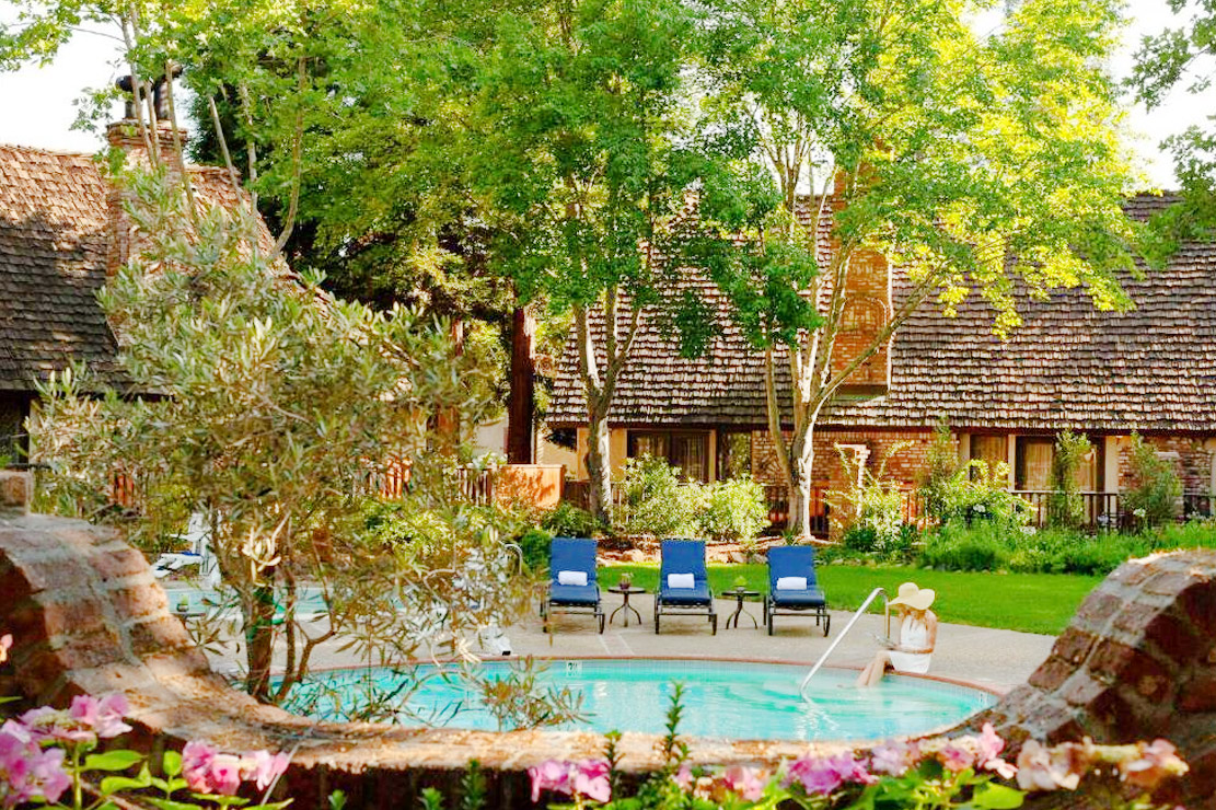 Harvest Inn Day Pass ResortPass