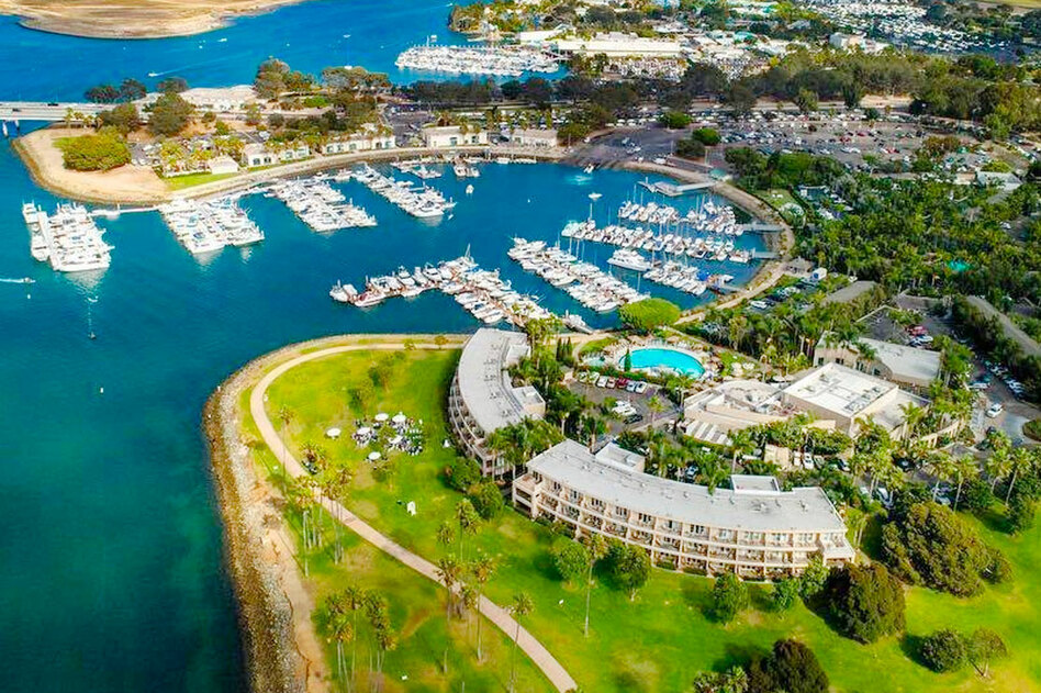 The Dana on Mission Bay Day Pass | ResortPass