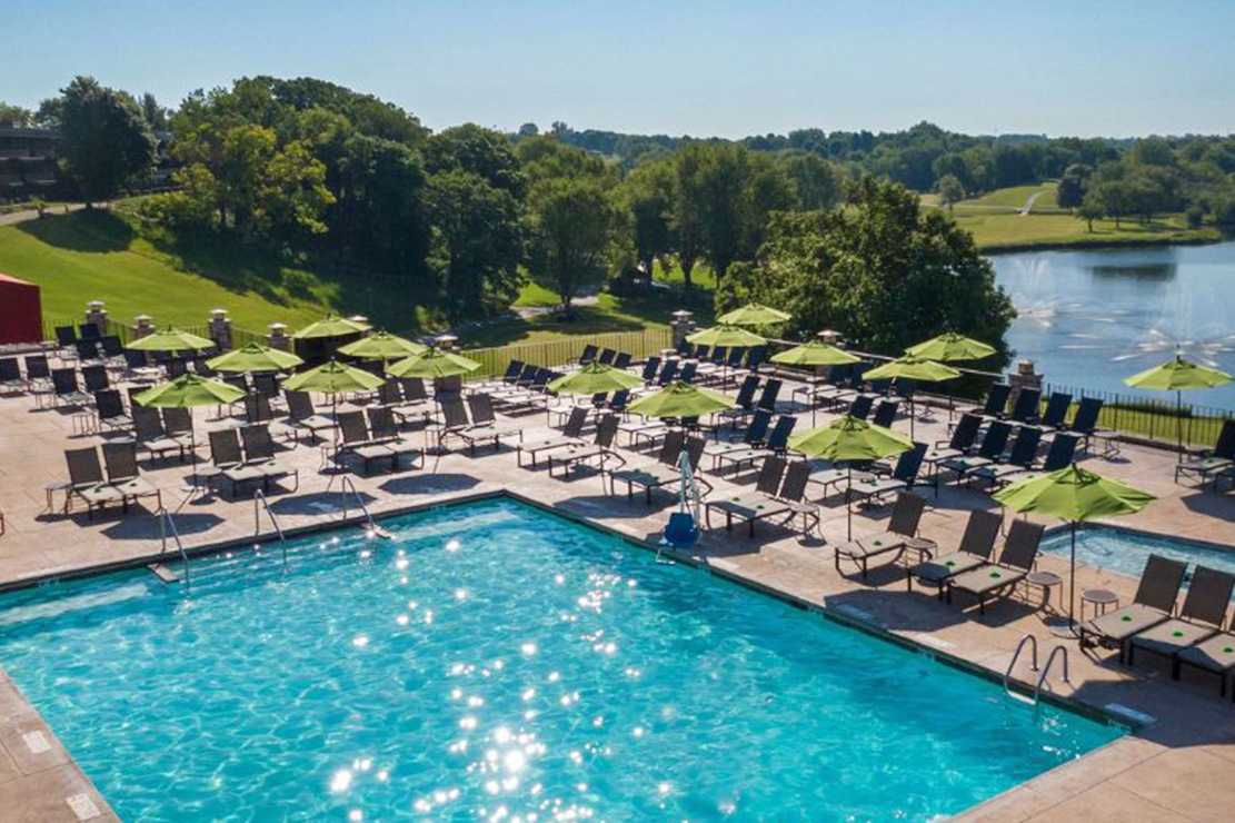 Grand Geneva Resort & Spa pool