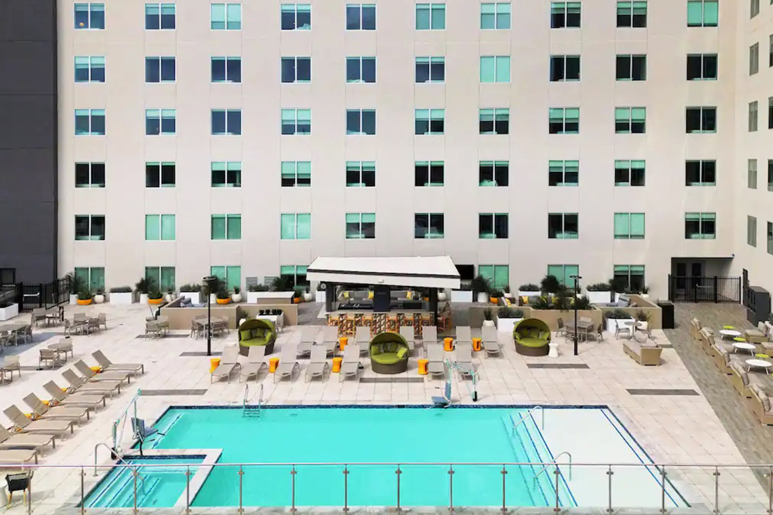 Hyatt Place Houston Medical Center pool