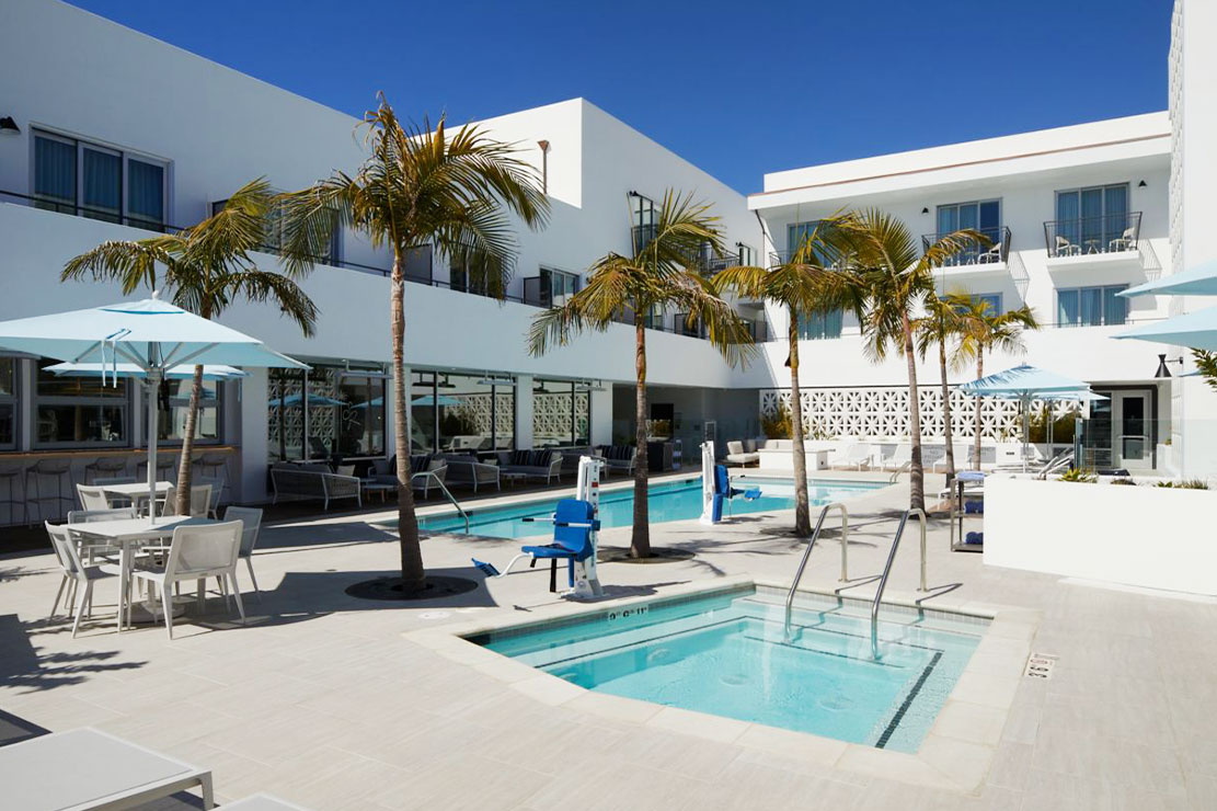 The Pool Bar Saint Remy at The Courtyard by Marriott Santa Barbara Downtown pool