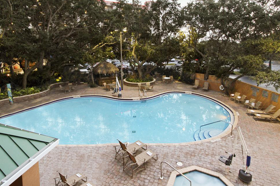 Courtyard by Marriott Cocoa Beach Cape Canaveral: Pool & Spa Day Pass