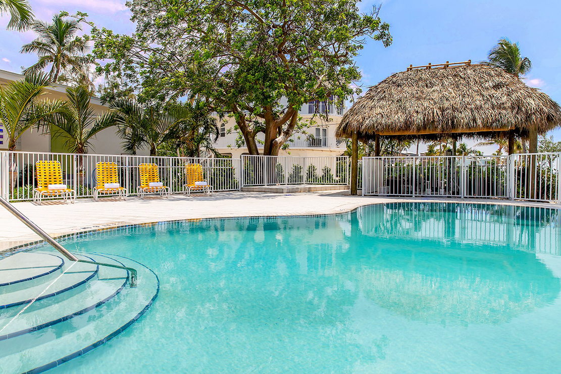Hadley House pool