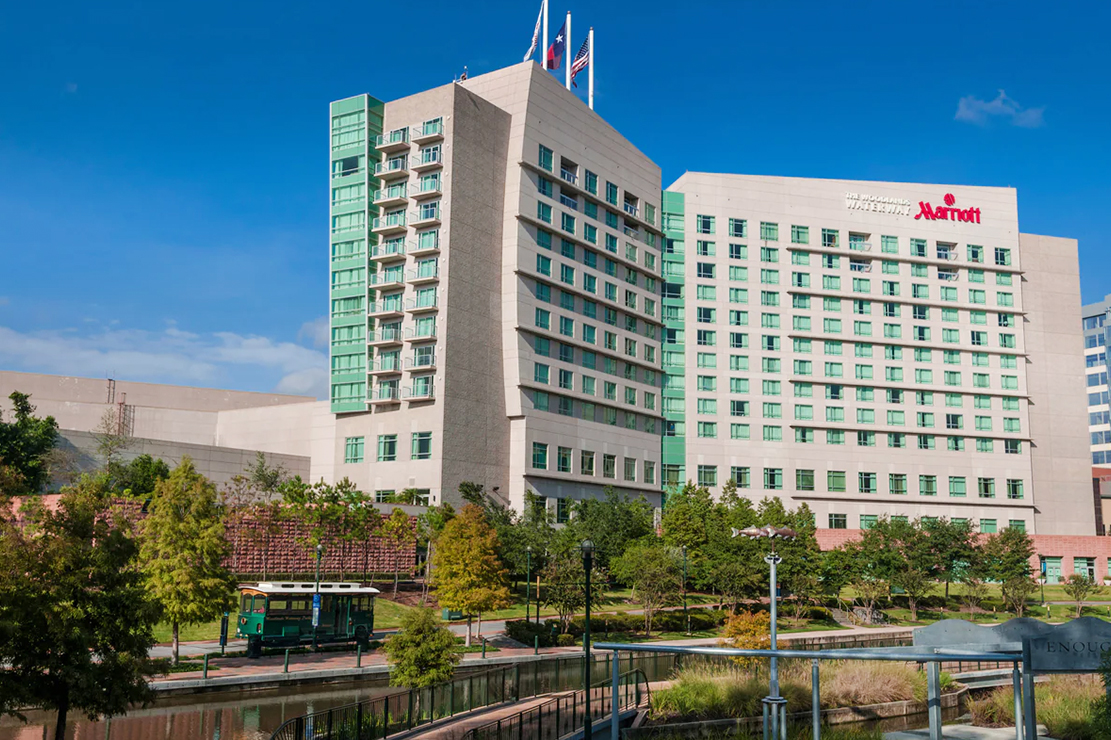 The Woodlands Waterway Marriott Hotel & Convention Center pool