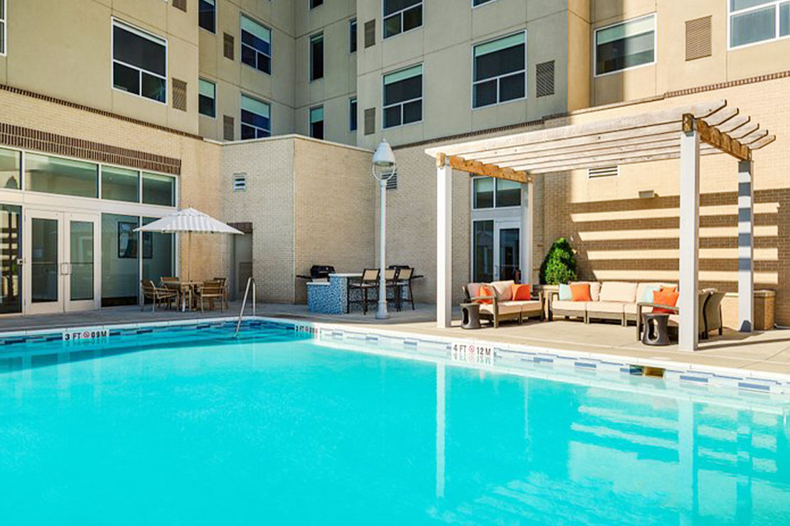 Hyatt House Atlanta Downtown pool