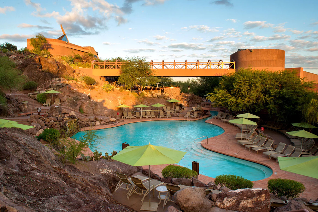 Marriott Phoenix Resort Tempe at The Buttes pool