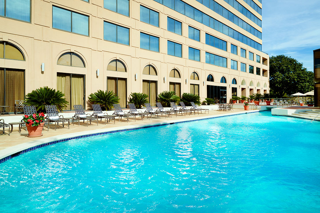 Austin Southpark Hotel pool
