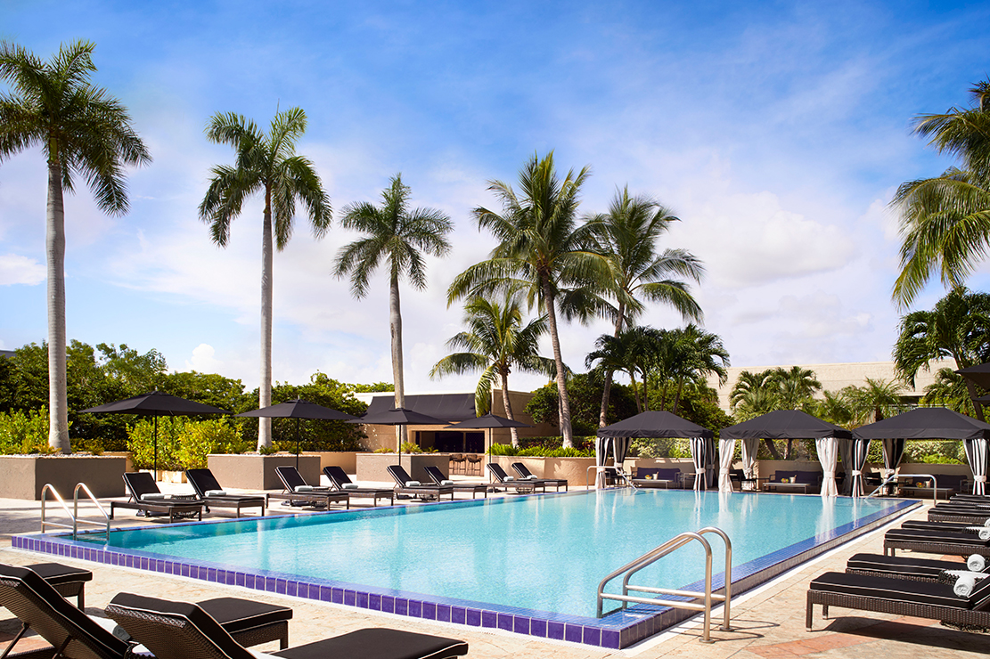 The Ritz-Carlton Coconut Grove, Miami pool