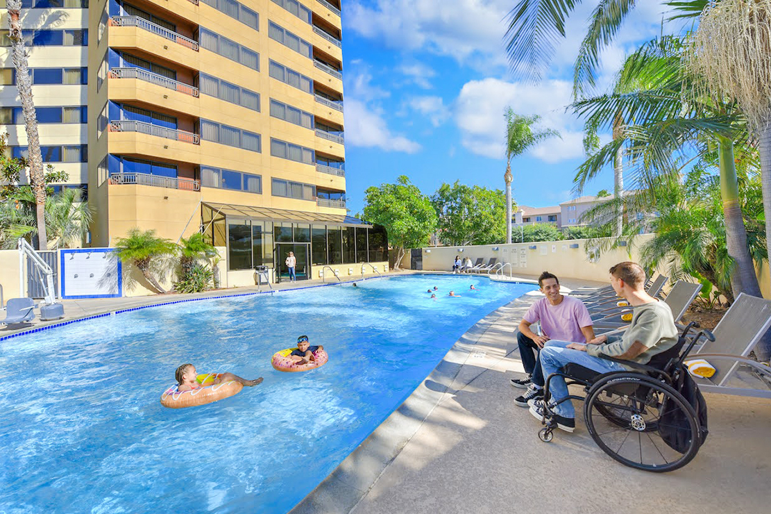 Embassy Suites by Hilton Anaheim Orange pool