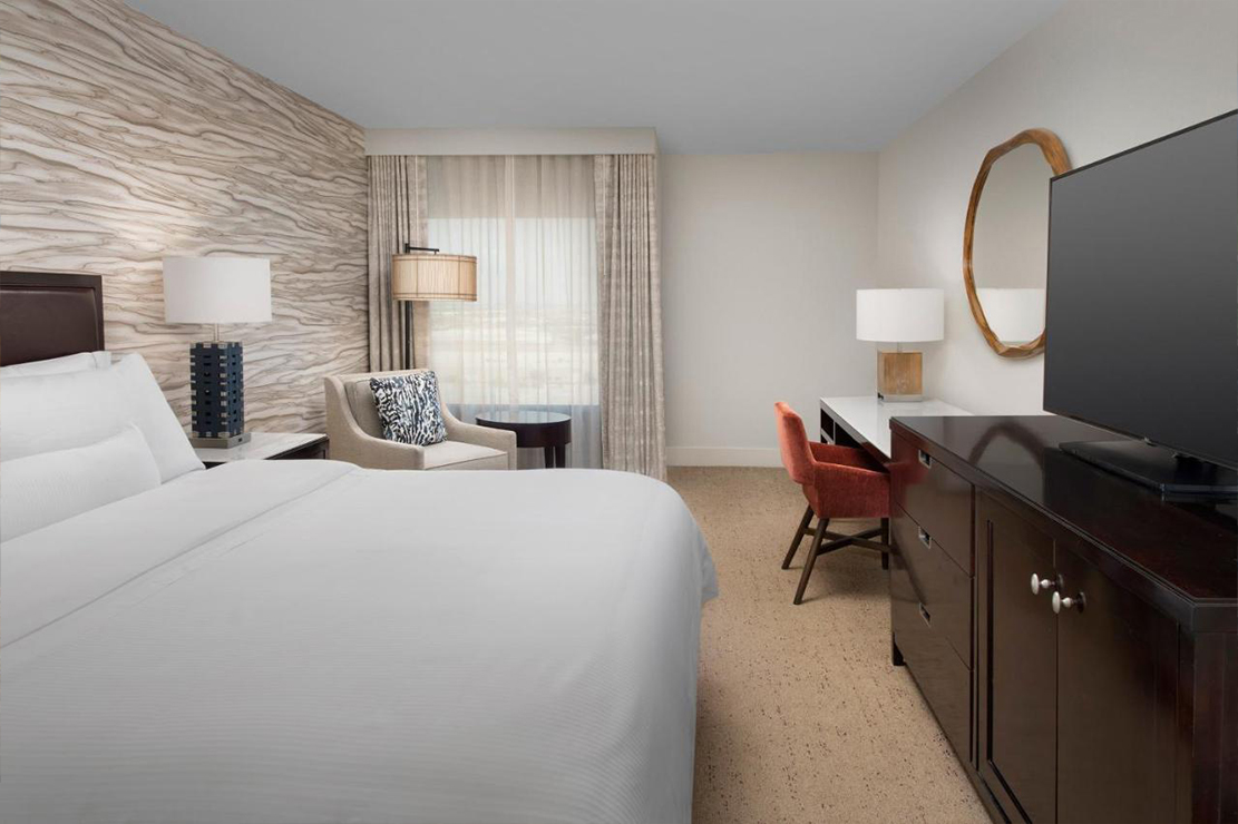 The Westin Dallas Fort Worth Airport pool