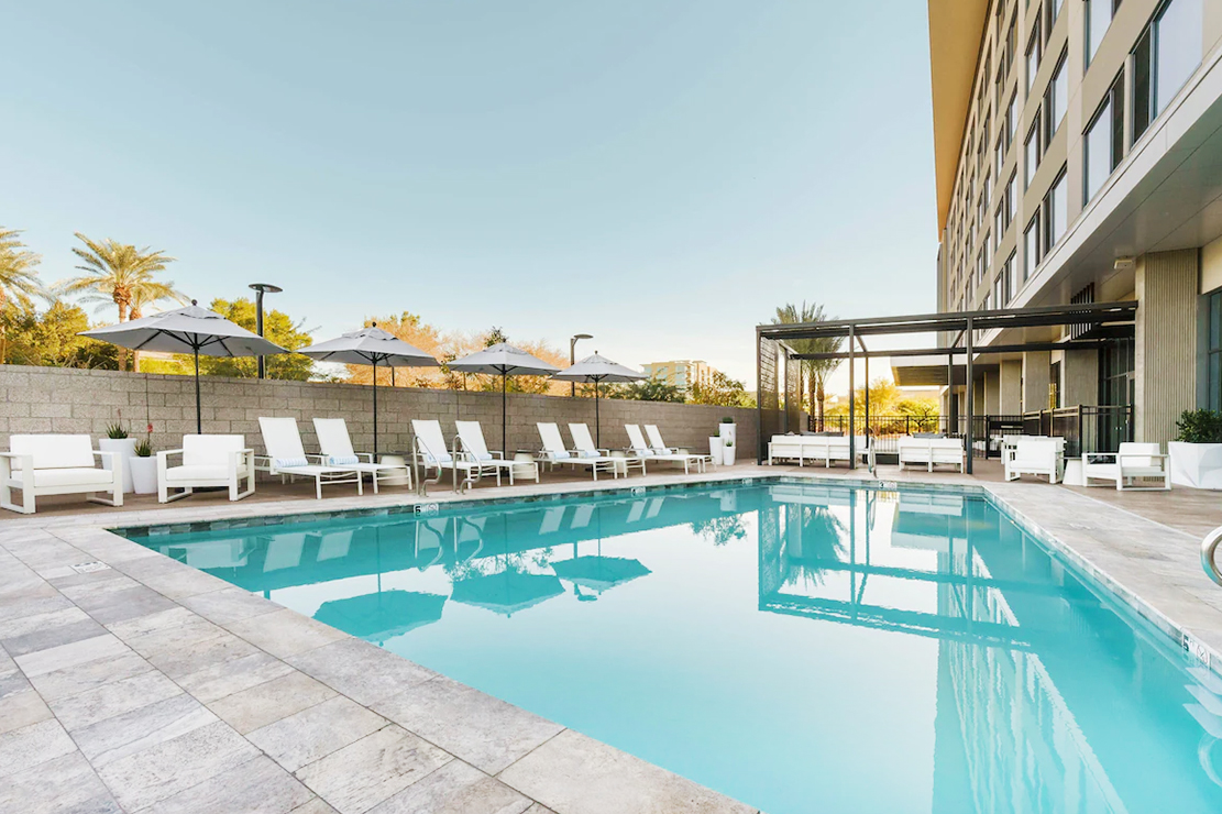 AC Hotel Scottsdale North pool