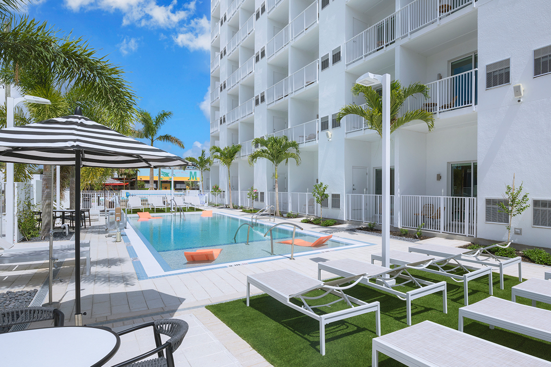 Mint House St. Petersburg Downtown: Pool & Spa Day Pass Tampa