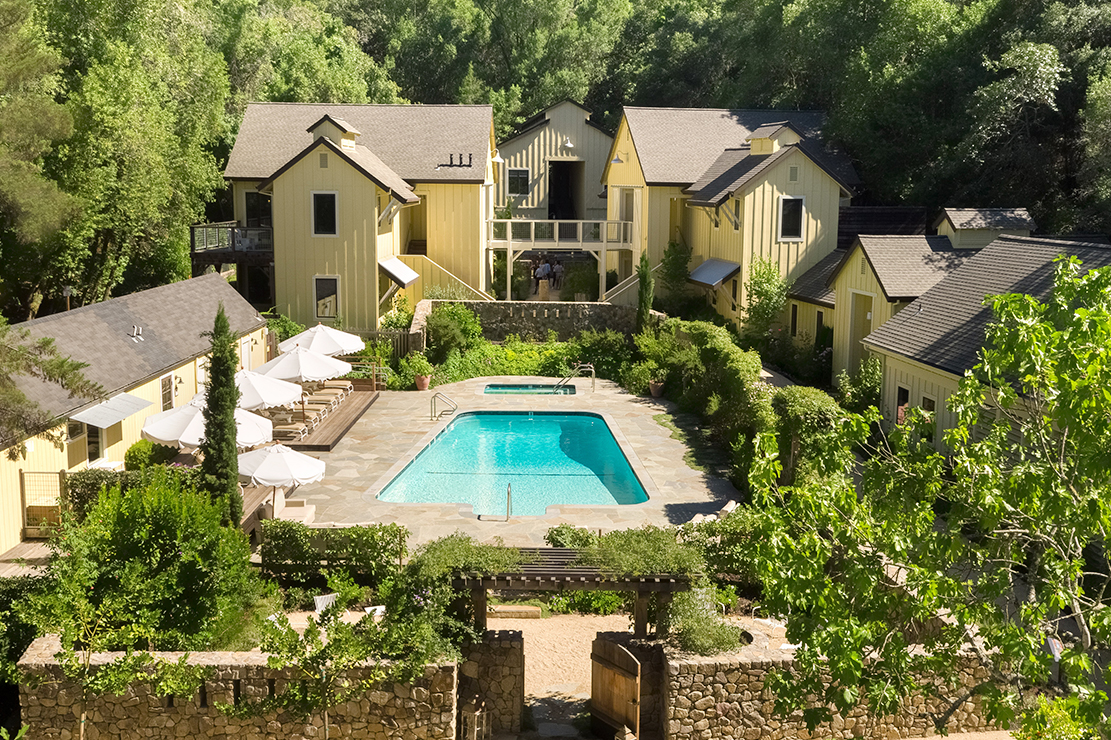 Farmhouse Inn pool