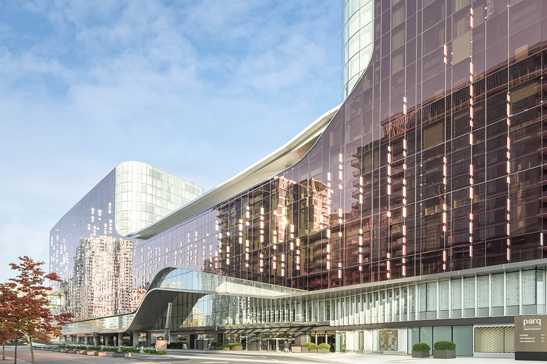 JW Marriott Parq Vancouver pool