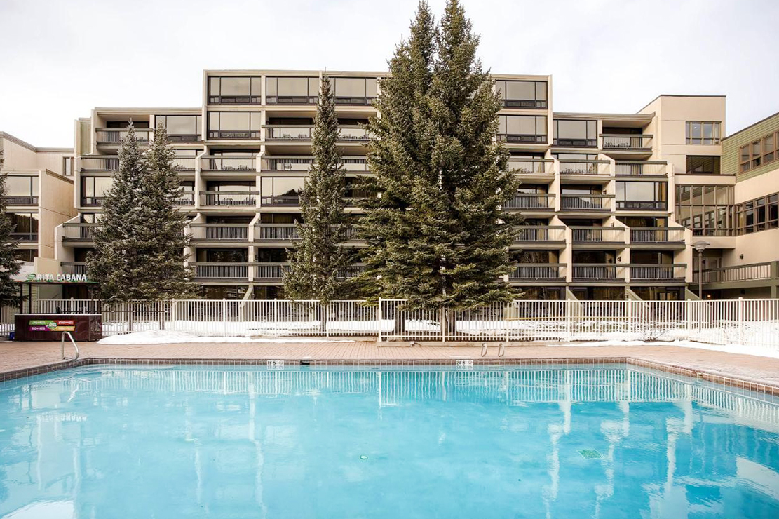 Keystone Lodge and Spa pool