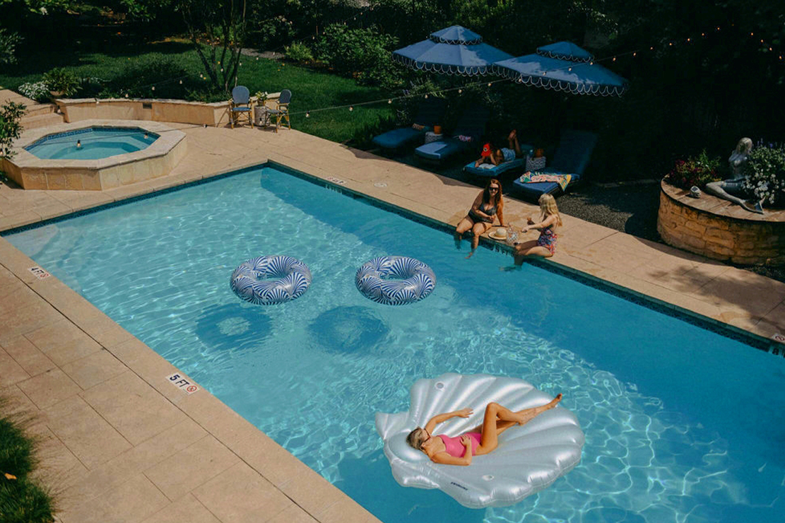 Sophie's Gasthaus pool