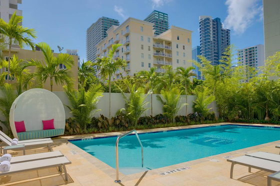 Aloft Miami Brickell: Pool & Spa Day Pass Miami | ResortPass