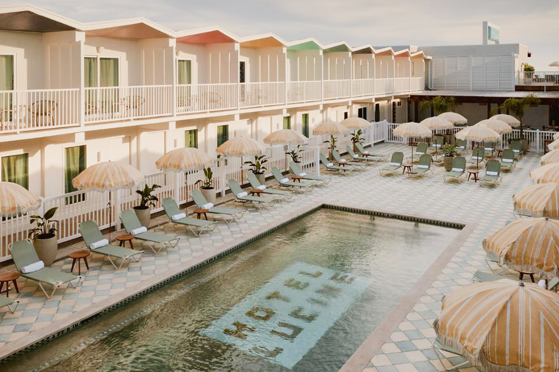 Hotel Lucine pool
