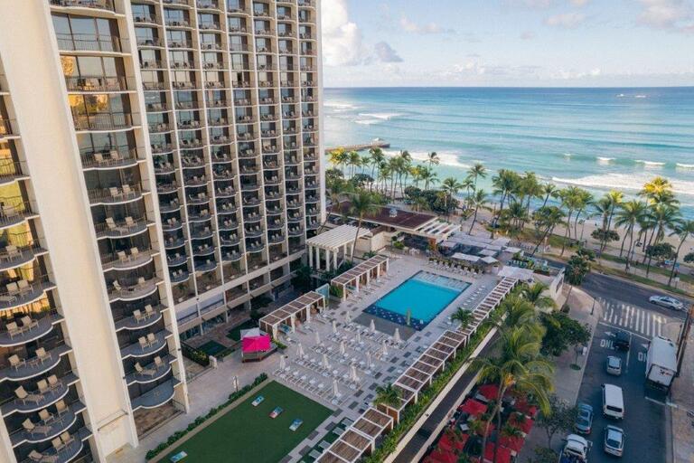 Hotel in Waikiki, Honolulu | Waikiki Beach Marriott Resort
