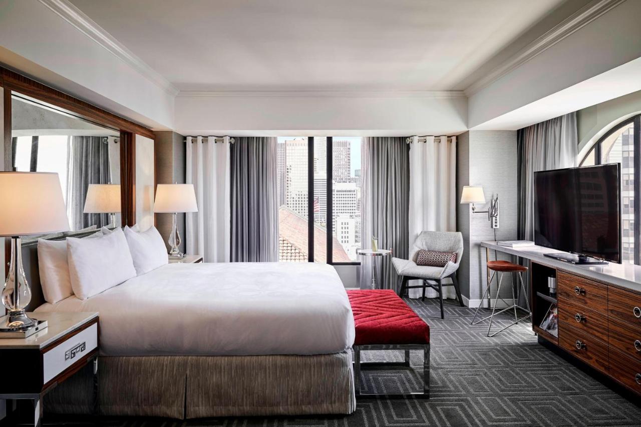 JW Marriott San Francisco Union Square pool