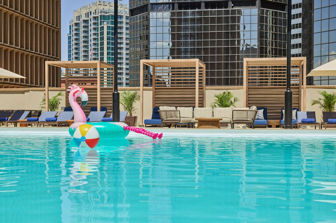 Sheraton Denver Downtown Hotel pool