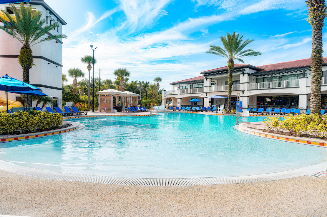 Fantasy World Resort pool