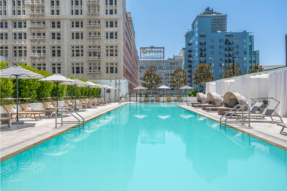 Level Los Angeles - Downtown South Olive pool