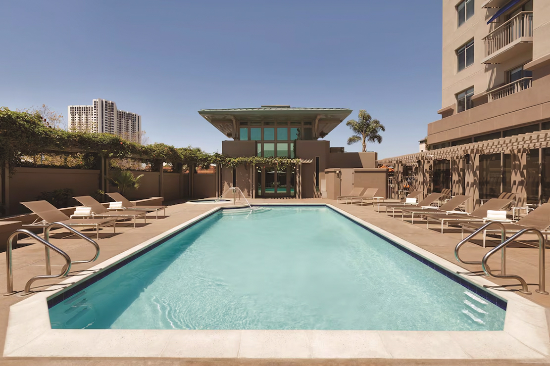 Hyatt House Emeryville/San Francisco Bay Area pool