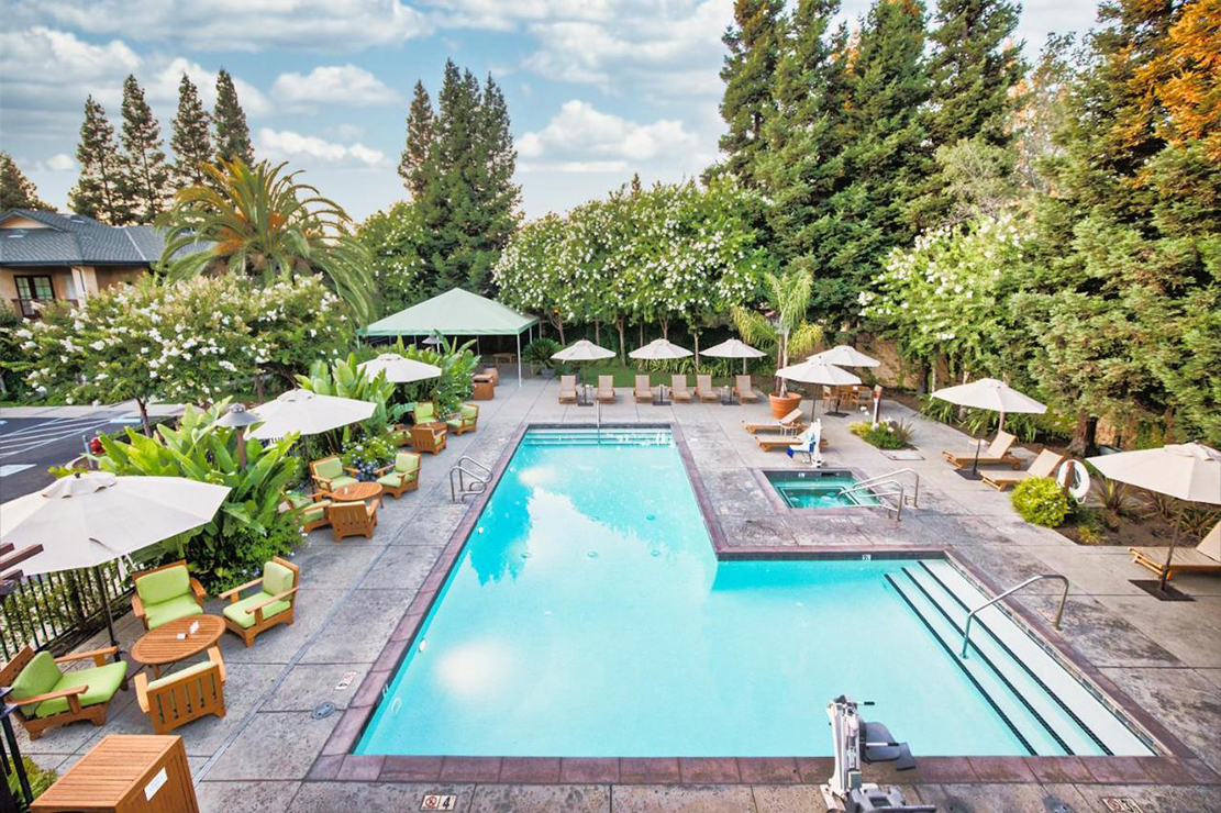 Appellation Lodi – Wine & Roses Resort and Spa pool