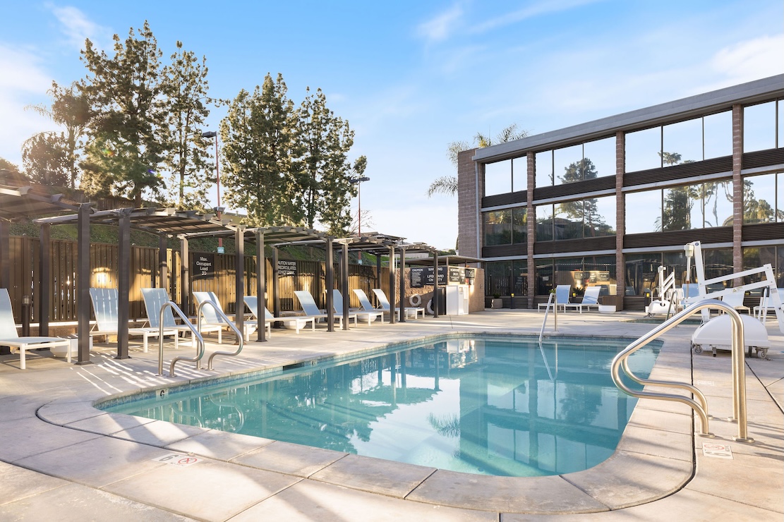 voco Laguna Hills pool