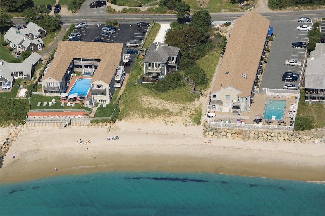 The Corsair and Cross Rip Oceanfront Resort pool