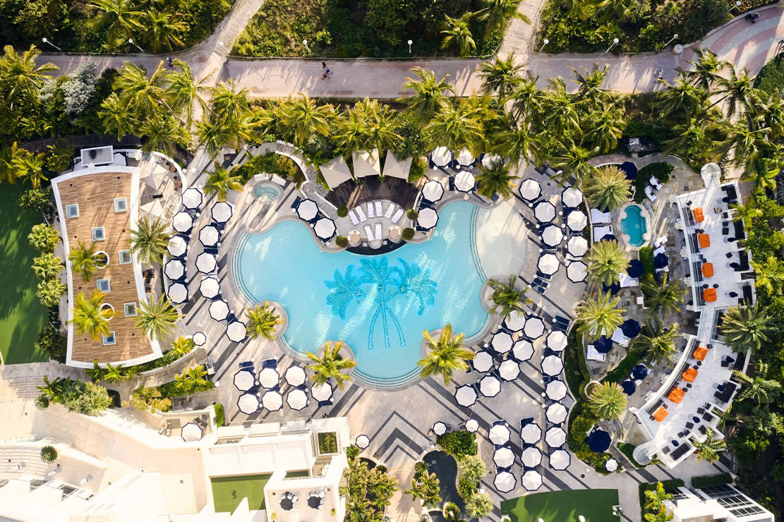 Loews Miami Beach Hotel pool