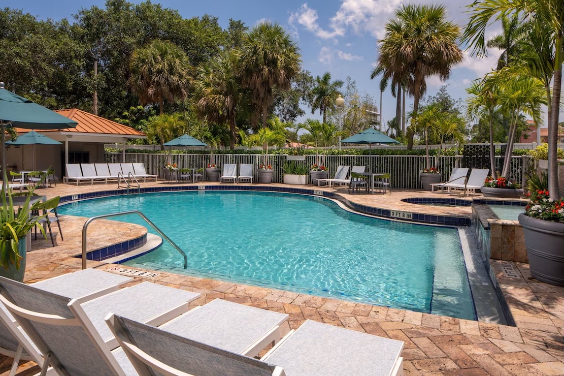 SpringHill Suites Fort Lauderdale Airport & Cruise Port pool
