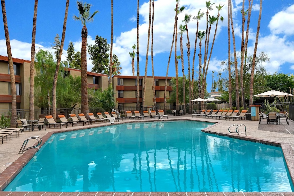 DoubleTree by Hilton Hotel Phoenix Tempe pool
