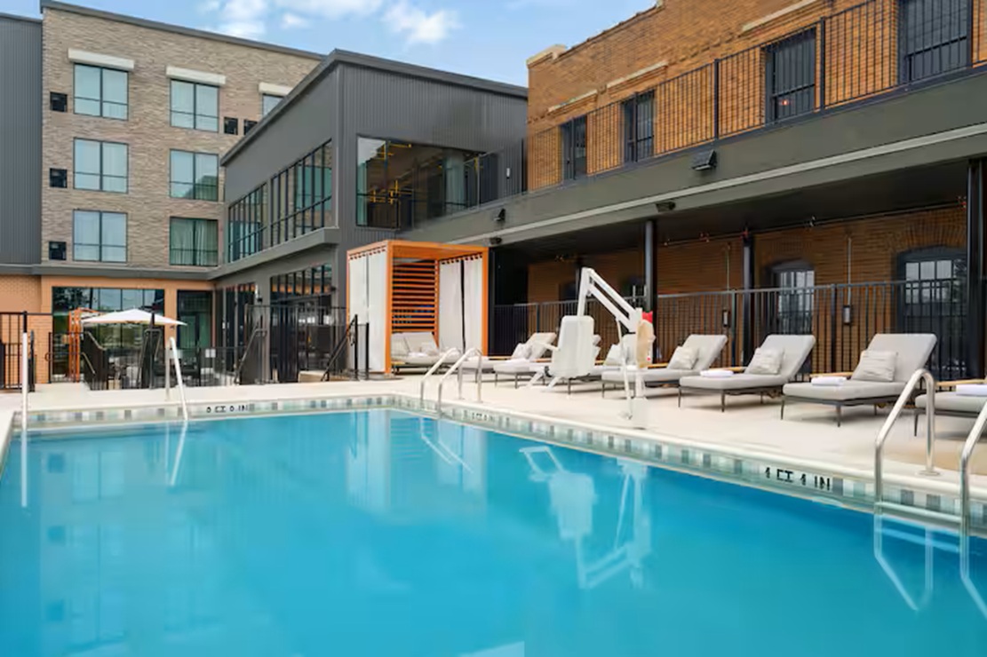 The Nobleman Fort Worth pool
