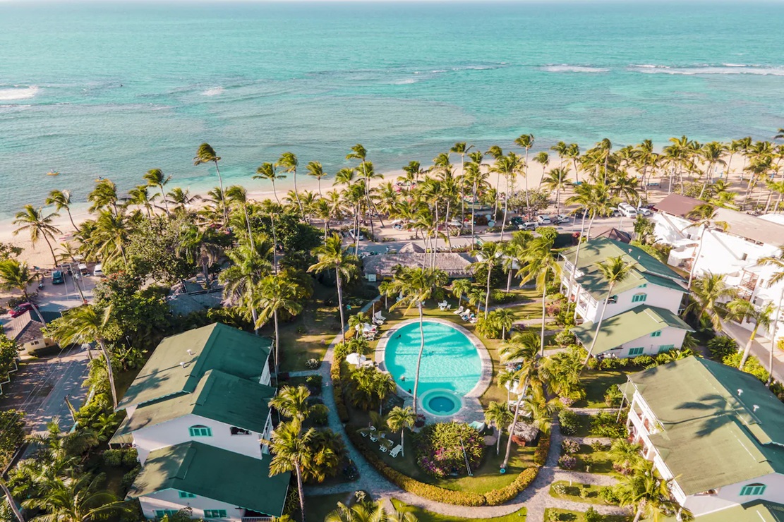 Hotel Playa Colibri pool