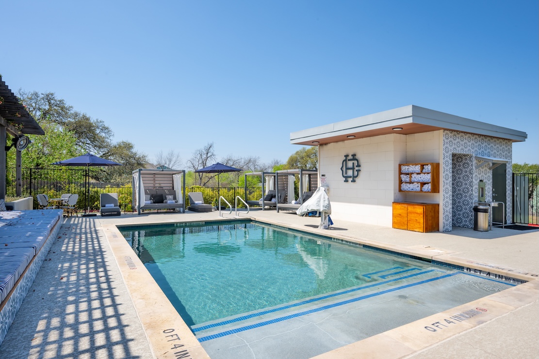 Colton House Hotel pool