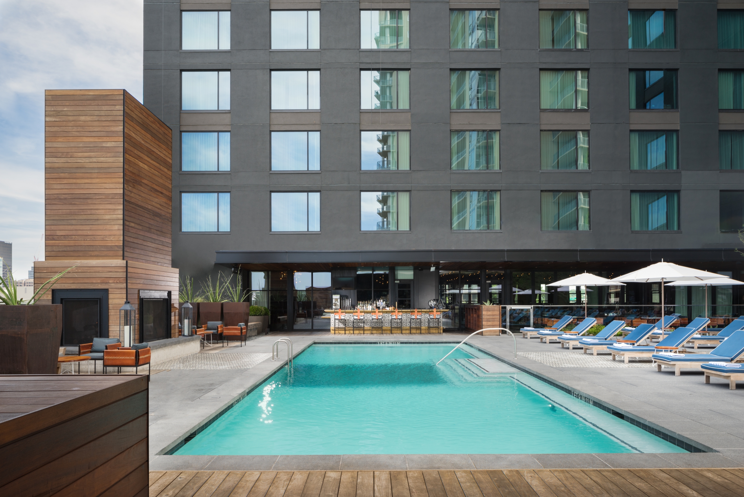 Hotel Van Zandt pool