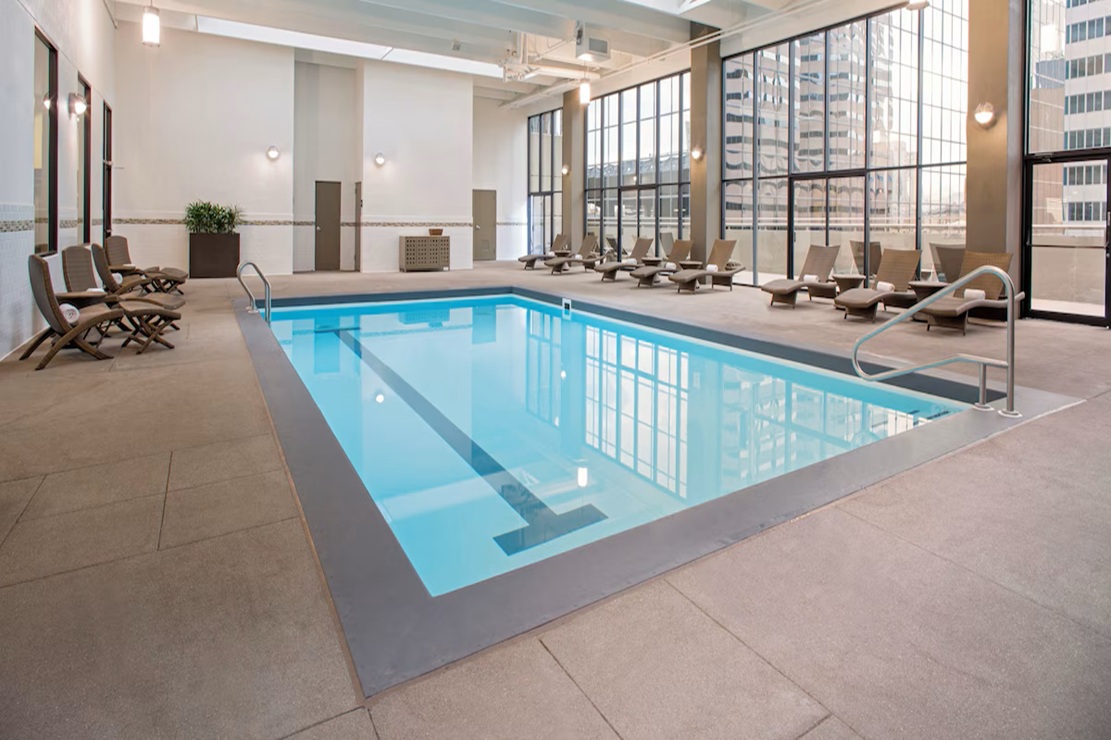 Grand Hyatt Denver pool