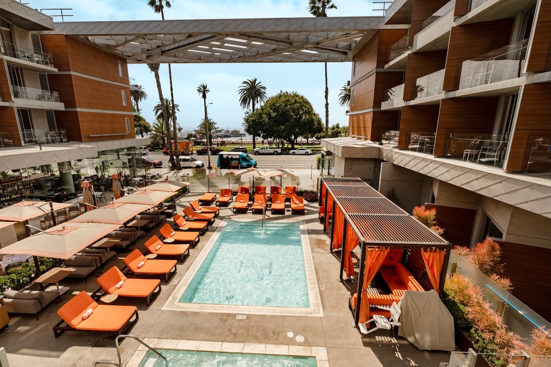 Shore Hotel pool