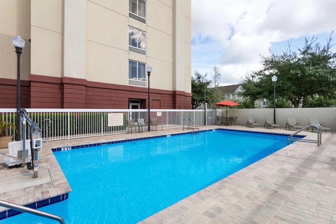 Hampton Inn Leesburg/Tavares pool