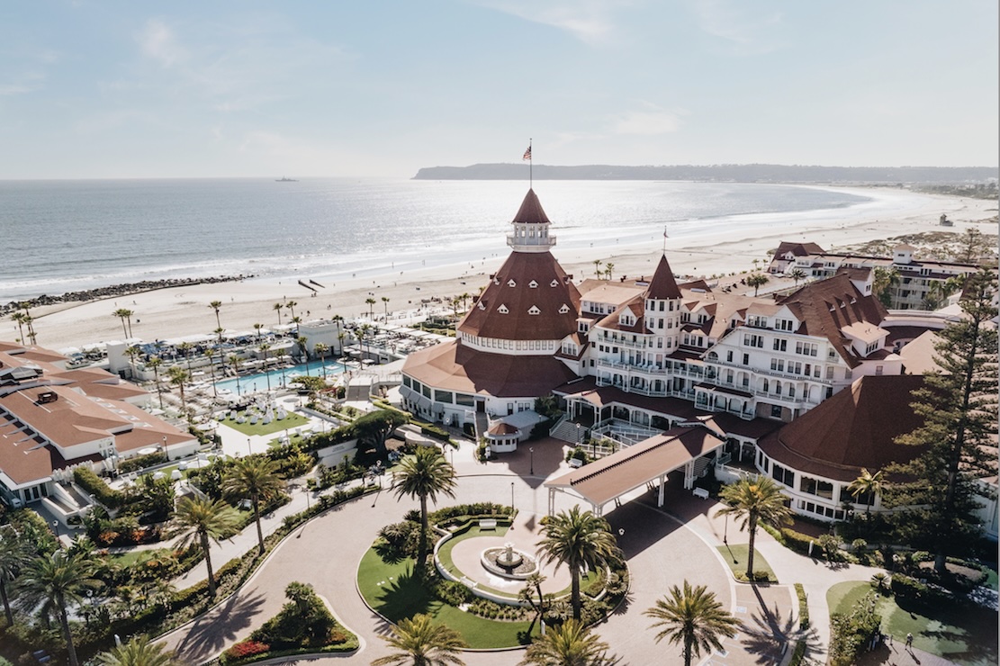 Hotel del Coronado pool