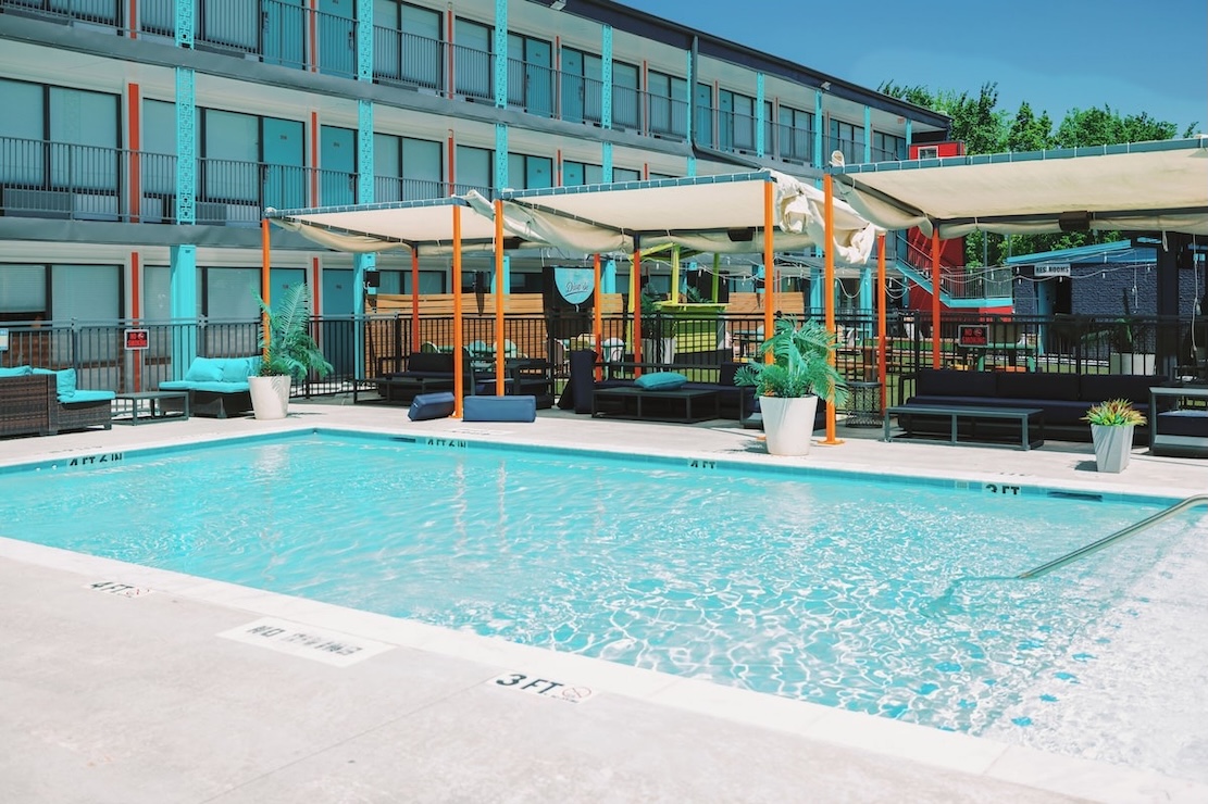 Heights House Hotel, Ascend Hotel Collection pool