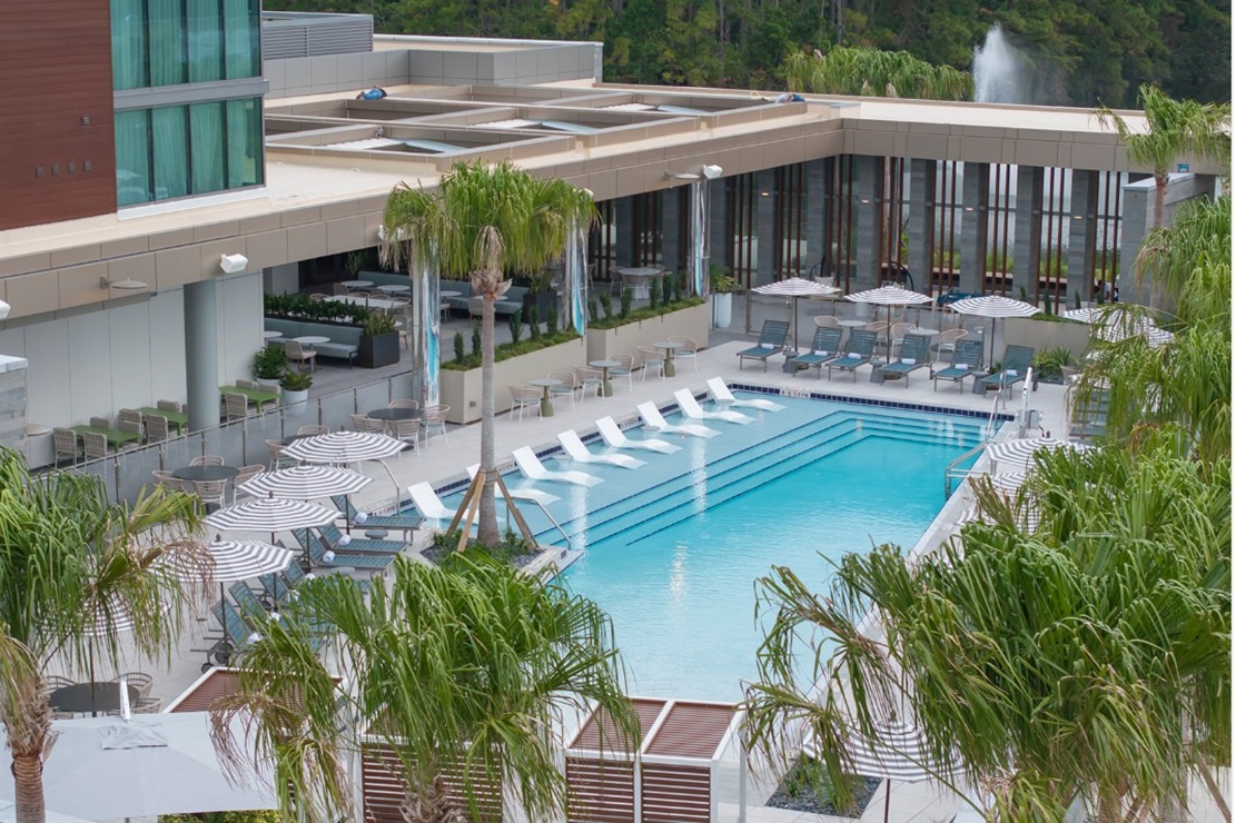 Hilton Jacksonville at Mayo Clinic pool