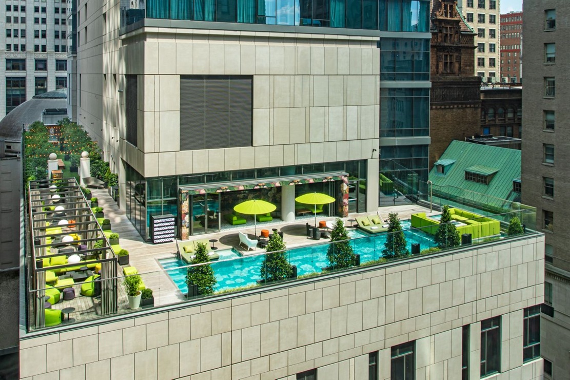 W Philadelphia pool
